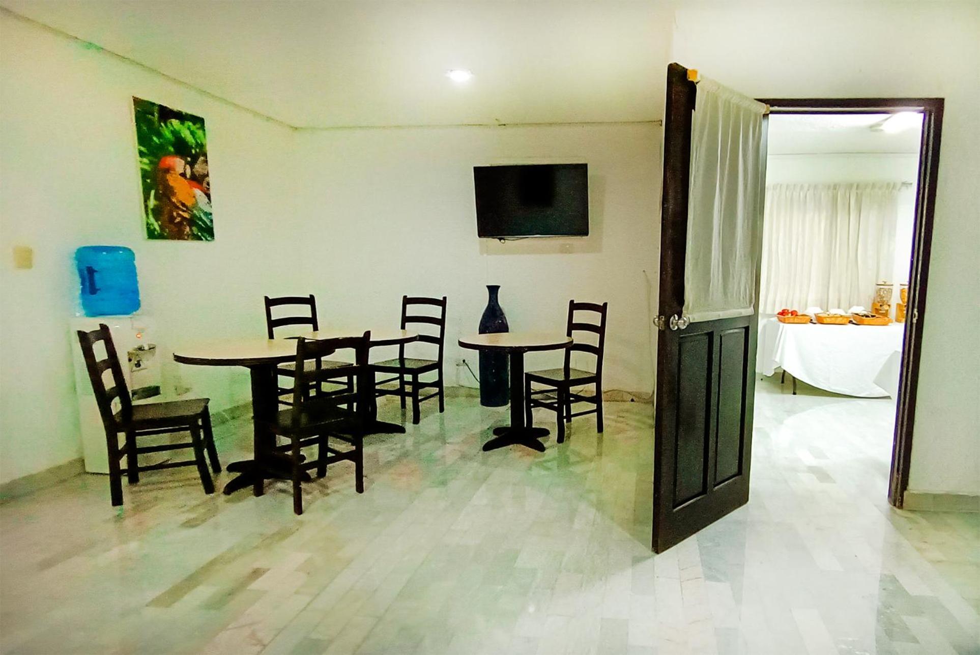 Hotel Imperial Laguna Faranda Cancun Exterior photo